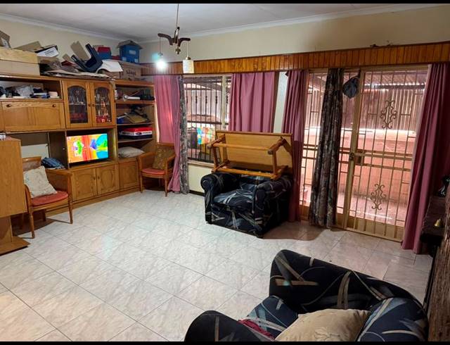 4 BEDROOM HOUSE FOR SALE IN LAUDIUM
